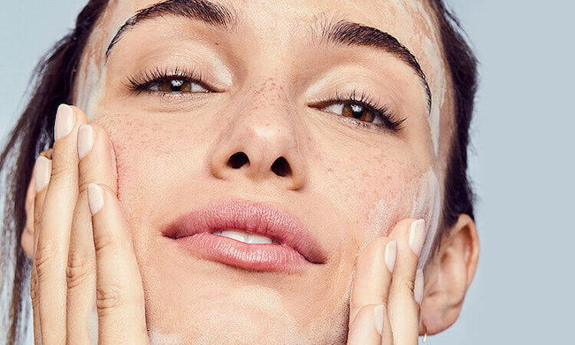 3 Things You Need For The Best Basic Skincare Routine