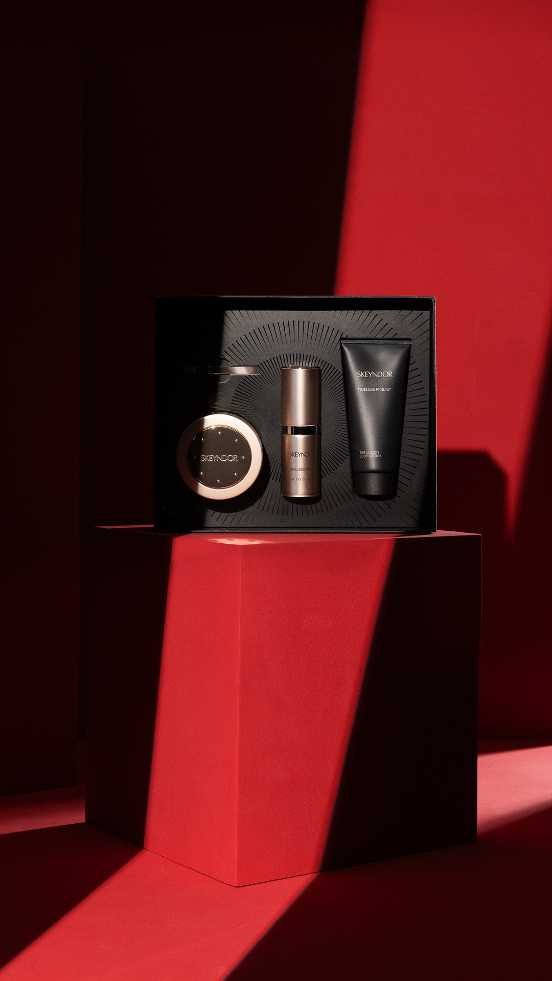 Skeyndor Skincare Kit | Timeless Prodigy gift set