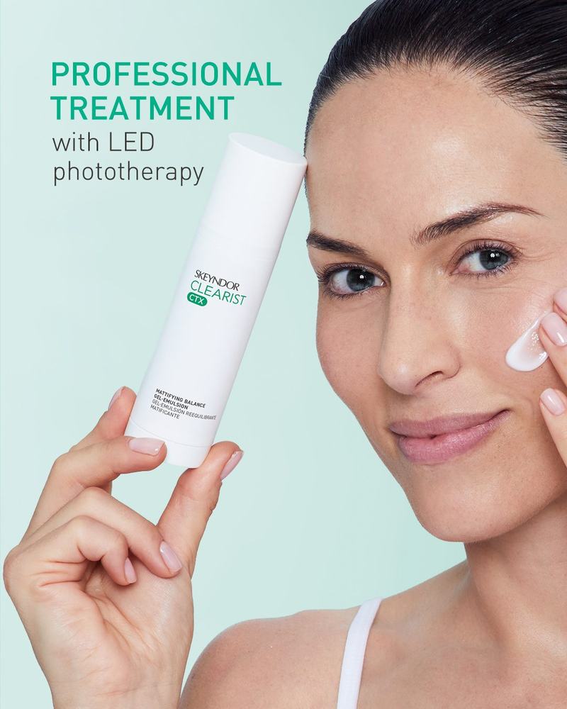 Professional CLEARIST treatment with LED phototherapy